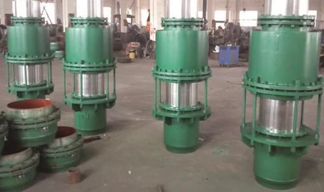 补偿器 — 套筒补偿器
